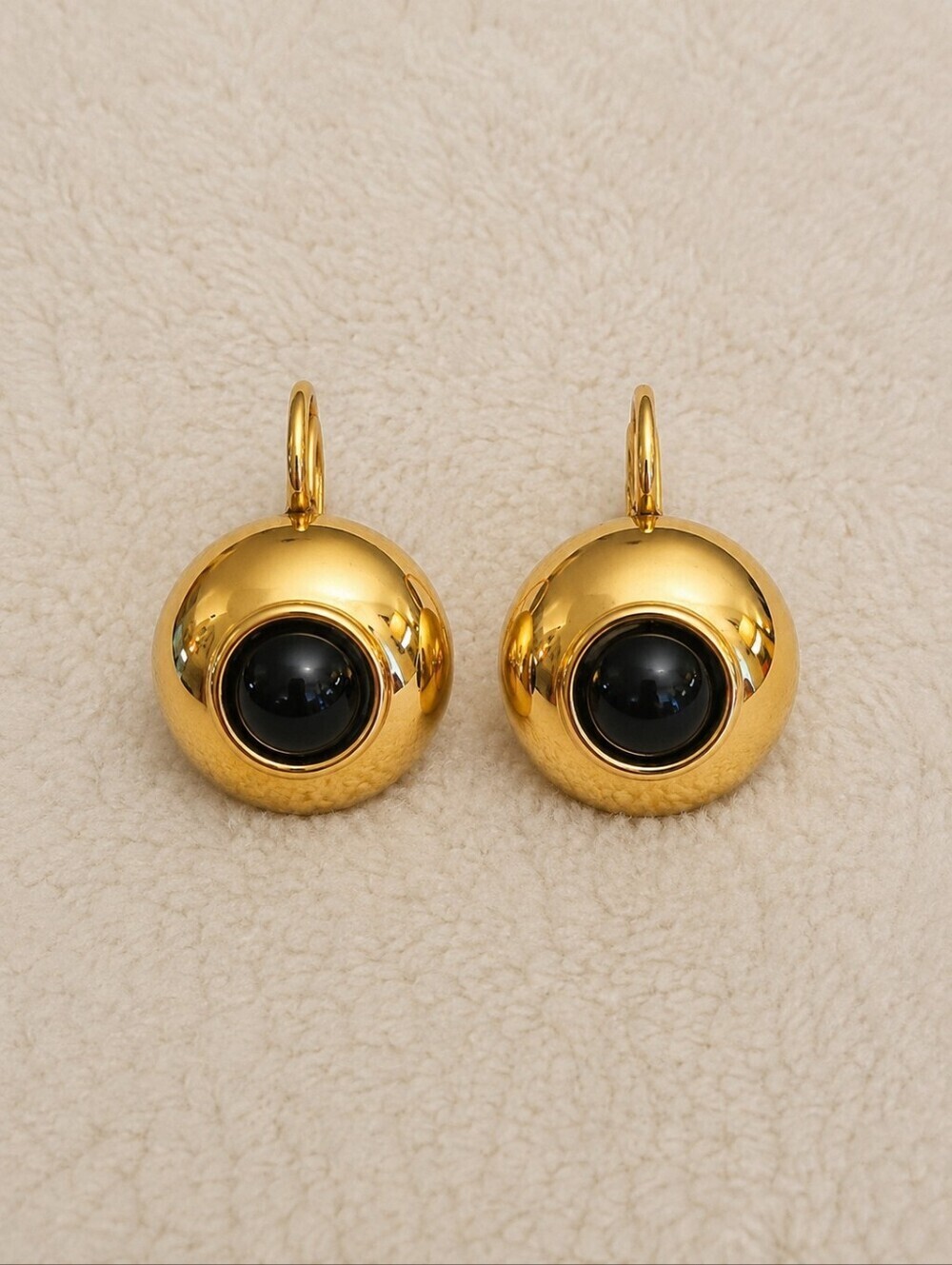 Vintage 1980s Goldtone and Black Circle Leverback Earrings